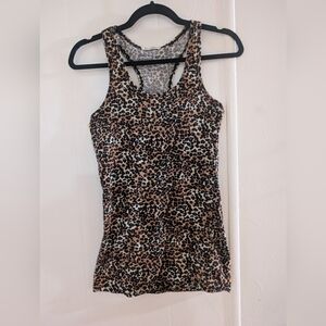 🛍️4 For $15🛍️Heart Hips Animal Print Sleeveless Top